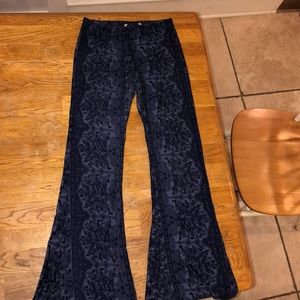 Novella Royale Bell Bottom Soft Pant